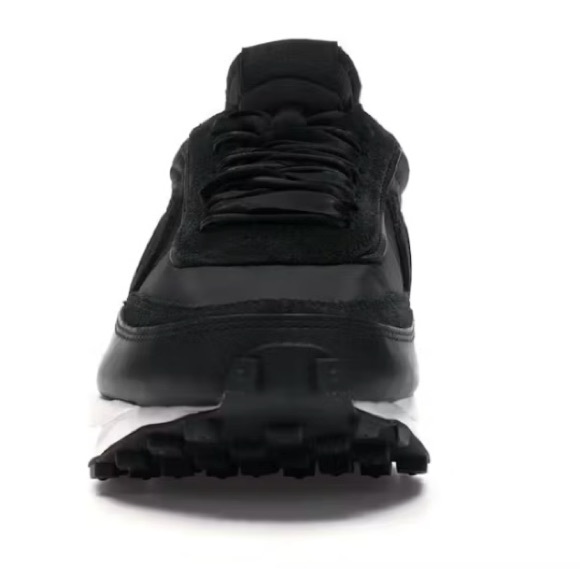 Nike, black sneakers, NWT - Picture 2 of 7